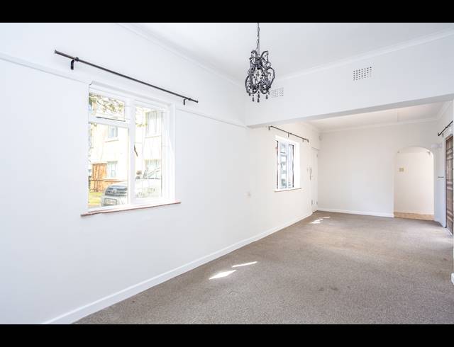 1 BEDROOM APARTMENT FOR SALE IN WYNBERG UPPER